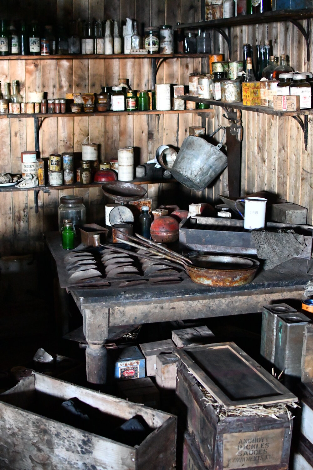 2022 Scott's 'Terra Nova' hut, interior, Galley table and cooking equipment (003)