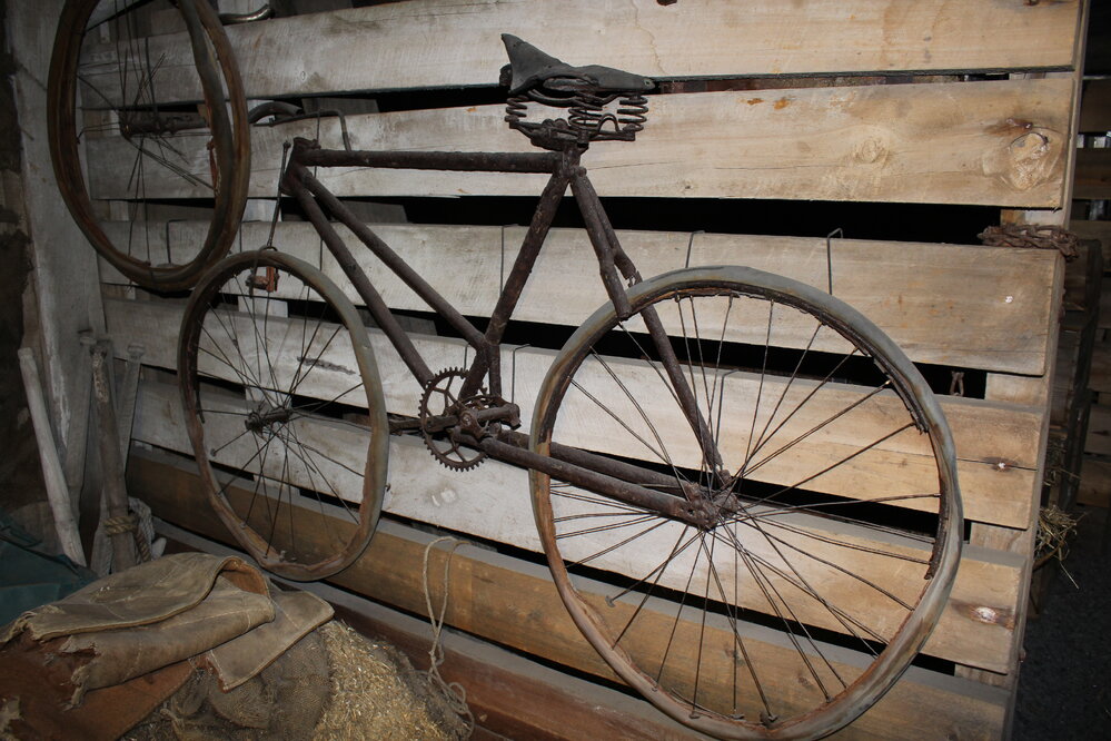 2022 Scott's 'Terra Nova' hut, interior, bicycle in Stables (001)