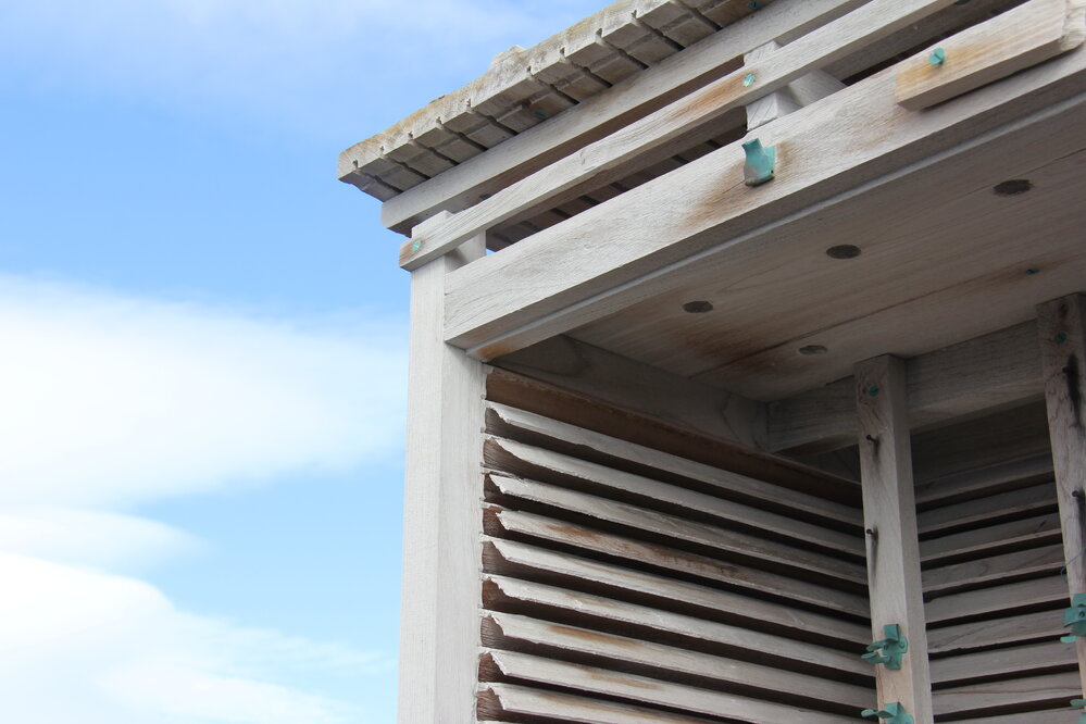 2022 Cape Evans, work task, new work identified, Stevenson screen louver (004)