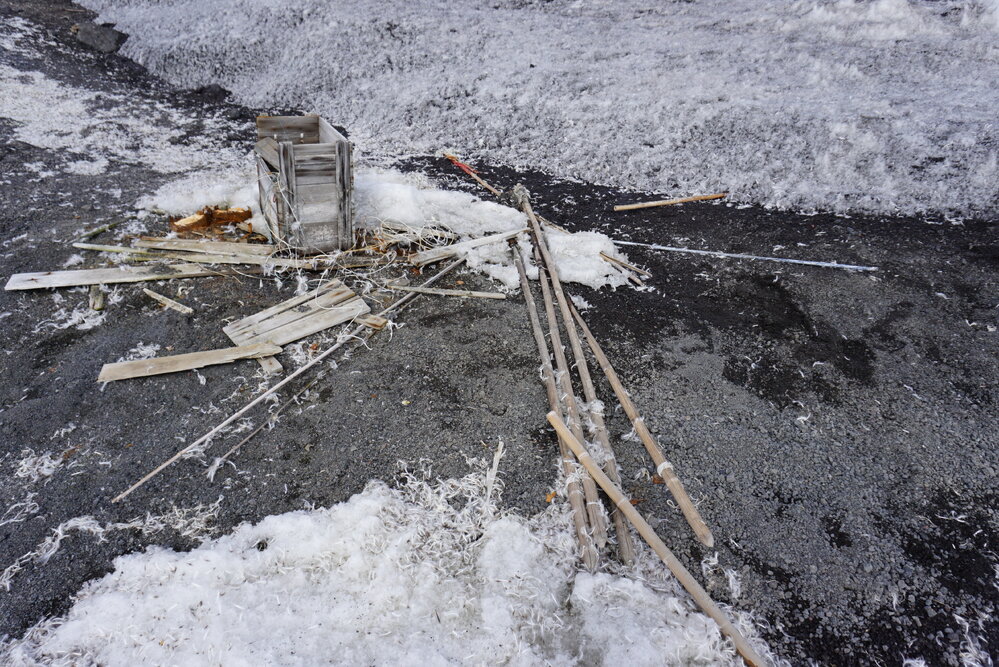 2022 Cape Evans, new artefact finds, polar tent frame object scatter (005)