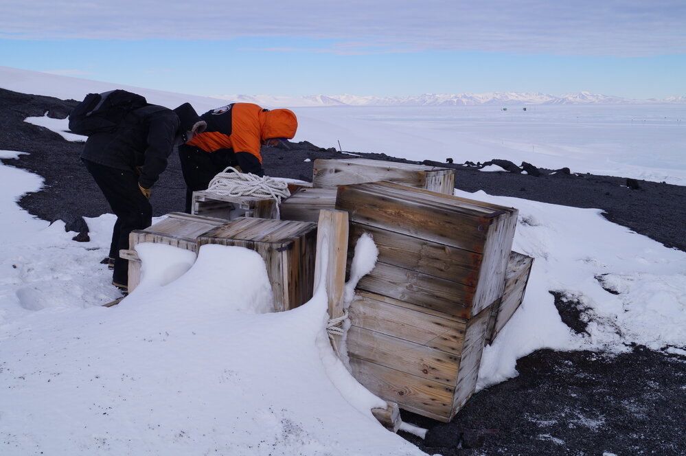 North stack fuel cache, Cape Evans (001)