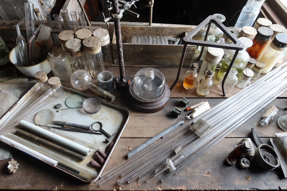 2022-23 Scott's 'Terra Nova' hut inspection, interior (112)