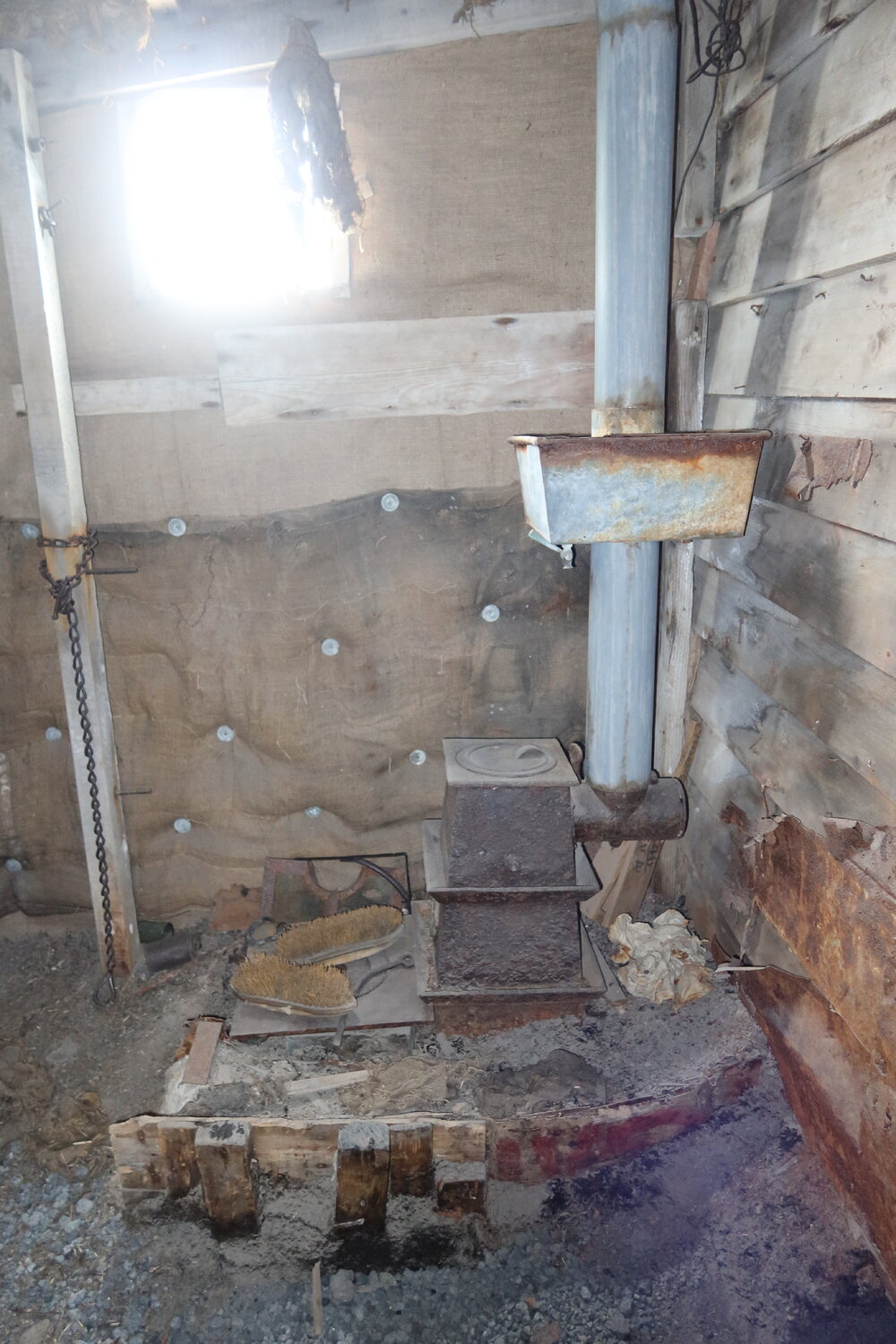 2022-23 Scott's 'Terra Nova' hut inspection, interior (338)