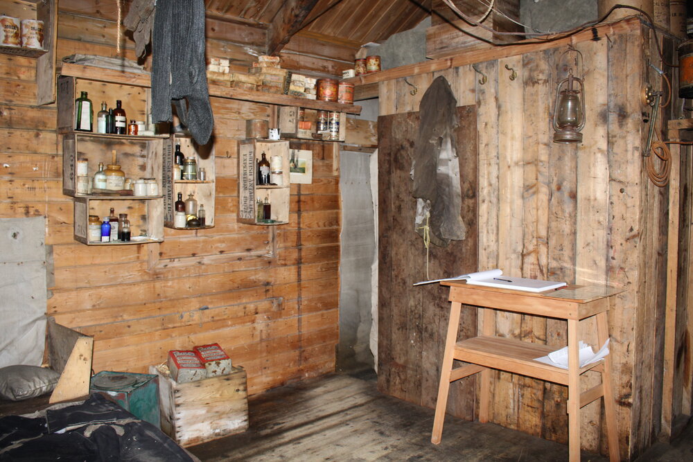2018-19 Shackleton's 'Nimrod' hut inspection, interior (016)