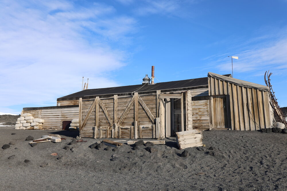 2025 Latrines, Scott's 'Terra Nova' hut