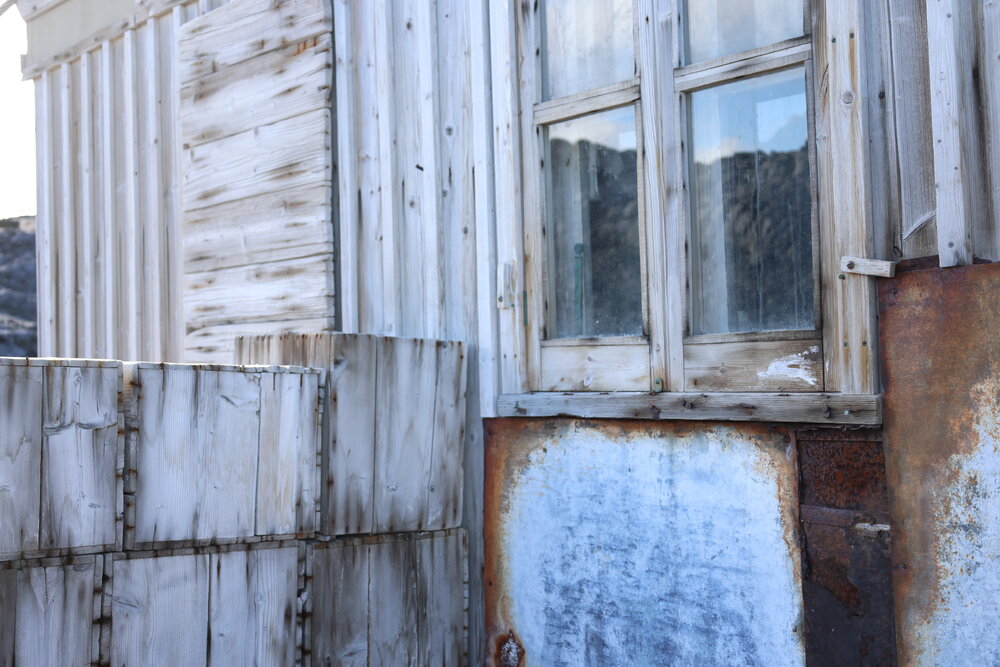 2025 Window detail, Shackleton's 'Nimrod' hut