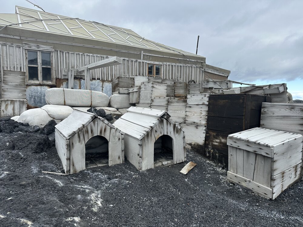 2025-26 Dog kennels, Cape Royds