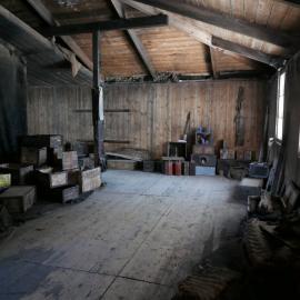 2020-21 Scott's 'Discovery' hut Inspection, interior (007)