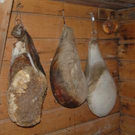 2005 Shackleton's 'Nimrod' Hut interior, Cape Royds (006)