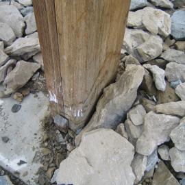 2005 Base of Observation Hill Cross (001)