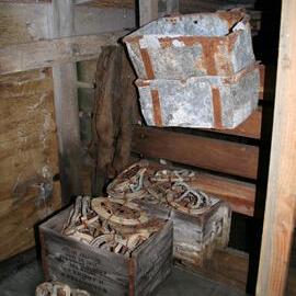 2006 Pony snow shoes inside Scott's 'Terra Nova' hut, Cape Evans (001)