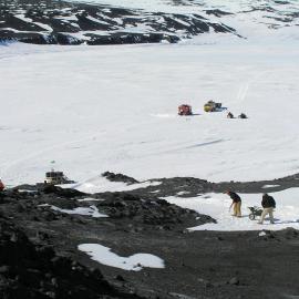 2005-06 AHT team clearing the way for the Hägglunds