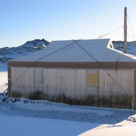 2006 Hut Inspection, Shackleton's 'Nimrod' hut, Exterior (011)