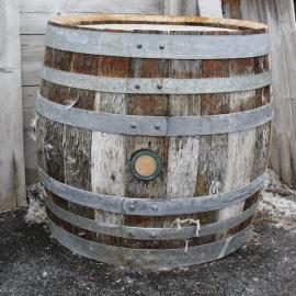 2019-20 Penguin feathers caught in Speights beer barrel fibres, Shackleton's 'Nimrod' Hut (002)