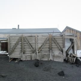 2003 K440 at Cape Evans - Latrine North wall