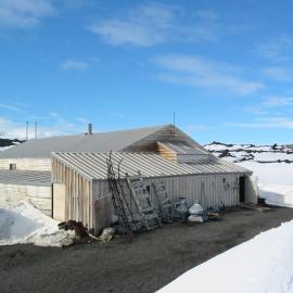 2003 K440 at Cape Evans - North-west corner, Scott's 'Terra Nova' hut