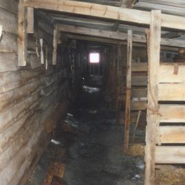 2002 K440B at Scott's 'Terra Nova' hut, interior - Stables, looking West