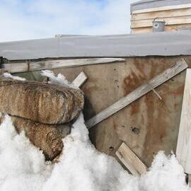 2002 Scott's 'Terra Nova' hut, exterior survey image - Construction detail Stables North wall (010)