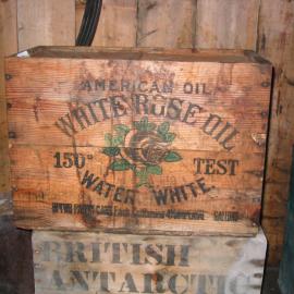 2003 K440 at Shackleton's 'Nimrod' hut, interior - Survey of box types (001)