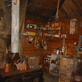 2002 K440B to Shackleton's 'Nimrod' hut, interior - Roberts' Pantry