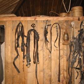 2002 K440B to Shackleton's 'Nimrod' hut, interior - Harnesses outside Shackleton's room
