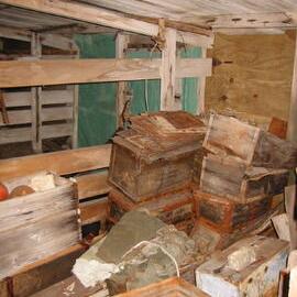 2002 Scott's 'Terra Nova' hut, interior survey image - Stables (012)