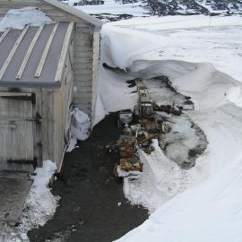 2007-08 Bowers' Annexe at Scott's 'Terra Nova' Hut pre snow removal