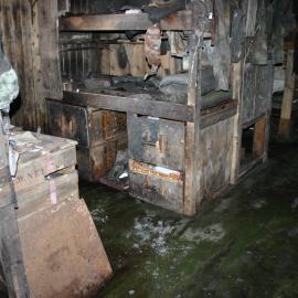 2004-05 Scott's 'Terra Nova' hut, Cape Evans, Interior (010)
