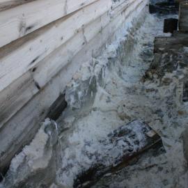 2004-05 Scott's 'Terra Nova' hut, Cape Evans, Exterior (002)