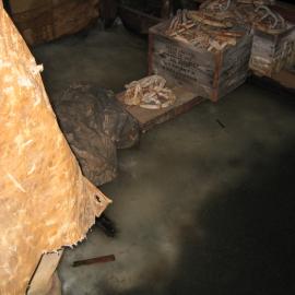 2004-05 Scott's 'Terra Nova' hut, work task, inspection (21)