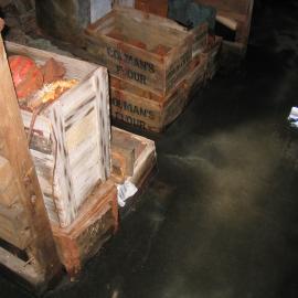 2004-05 Scott's 'Terra Nova' hut, work task, inspection (31)