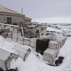 2020-21 Shackleton's 'Nimrod' Hut, hut exterior (006)