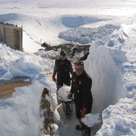 2006 Conservators at work, removing snow from Scott's 'Terra Nova' hut