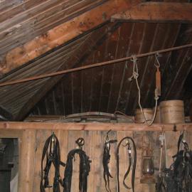 2003-04 Cavity above Shackleton's cubicle in Shackleton's 'Nimrod' Hut