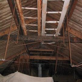 2003-04 Ceiling, rafters and sleds in Shackleton's 'Nimrod' Hut