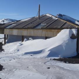 Snow accumulation at Scott's 'Discovery' hut
