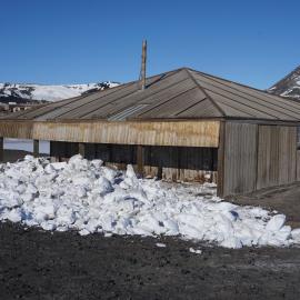 2019-20 Scott's 'Discovery' Hut (002)