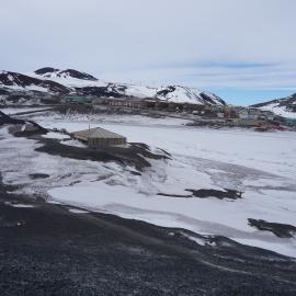 2019-20 Scott's 'Discovery' Hut (005)