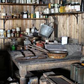 2019-20 The west wall galley (001)