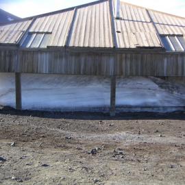 Snow and ice build up, Scott's 'Discovery' Hut (003)