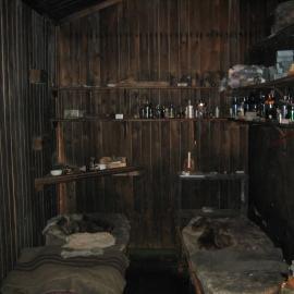 2003-04 Evans' and Wilson's corner in Scott's 'Terra Nova' Hut (001)