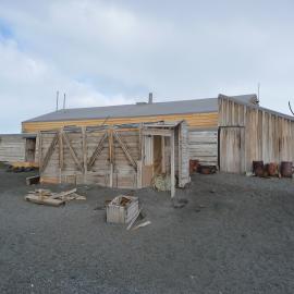 2008-09 'Terra Nova' hut, General exterior (119)