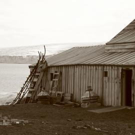2008-09 'Terra Nova' hut, General exterior (129)