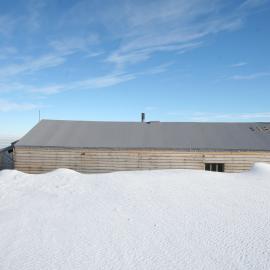 2008-09 'Terra Nova' hut, General exterior (157)