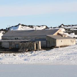 2008-09 'Terra Nova' hut, General exterior (166)