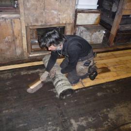 2008-09 'Terra Nova' hut, floor (438)