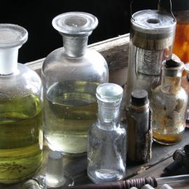 2008-09 'Terra Nova' hut, interior artefacts (031)