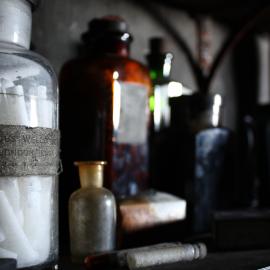 2008-09 'Terra Nova' hut, interior artefacts (122)