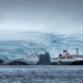 The Quark Expeditions Vessel, the 'Ocean Endeavour'  (009)