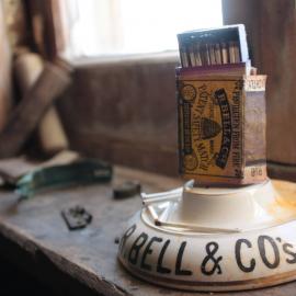 2008 09 'Nimrod' hut, interior artefacts (056)